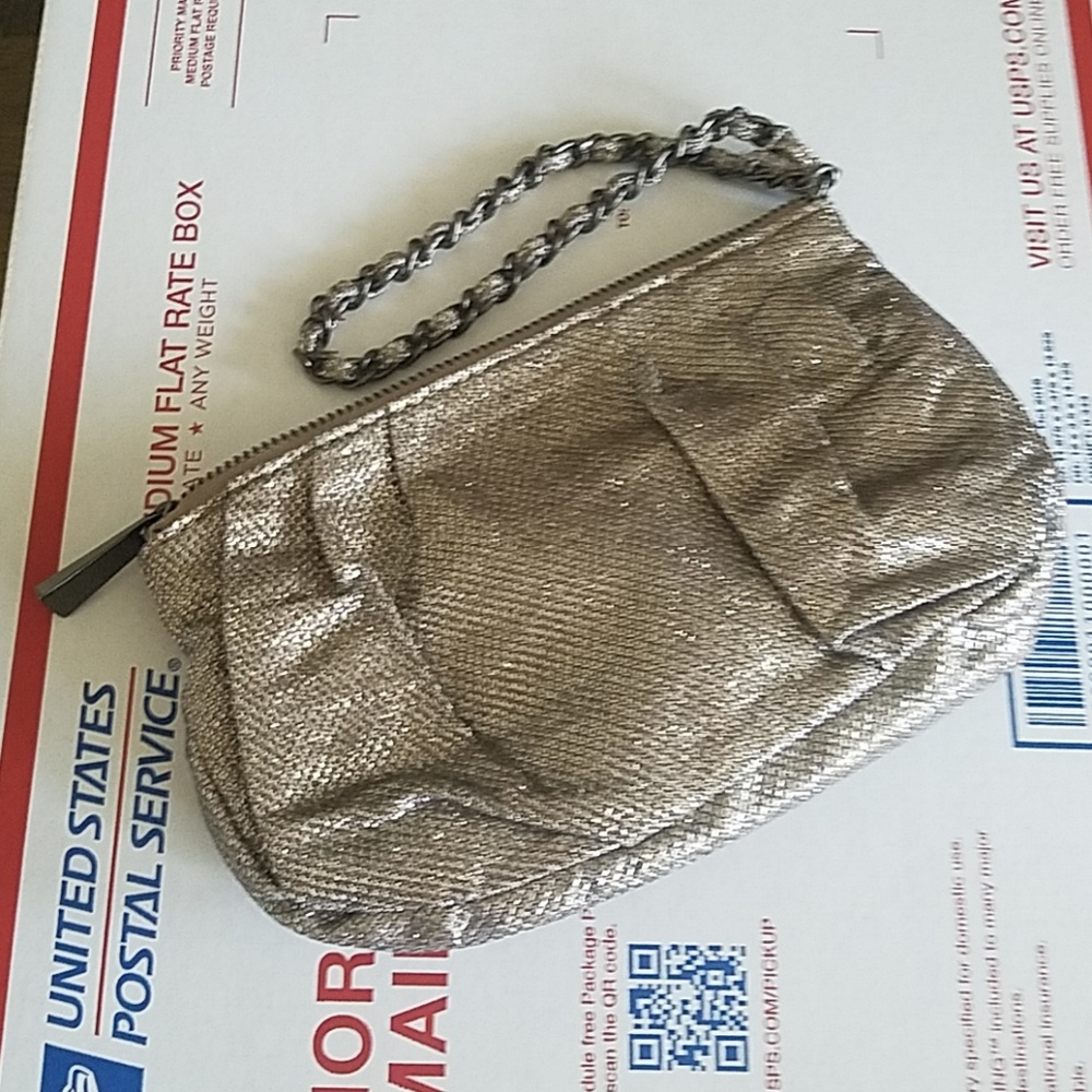 Express Clutch - Picture 3 of 3